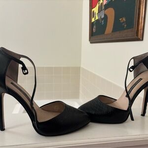 French Connection 4.5 inch heel & .5 inch hidden platform